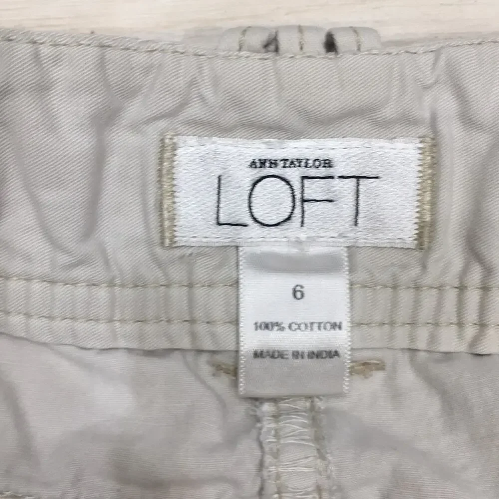 LOFT chino Bermuda shorts sz 6